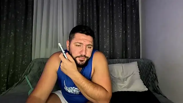 Gold Alpha Boy online show from October 2025 08:19:01 PM