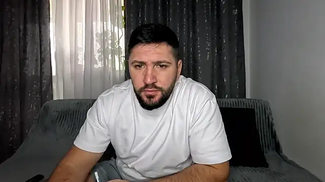 Gold Alpha Boy online show from November 2025 10:24:01 AM