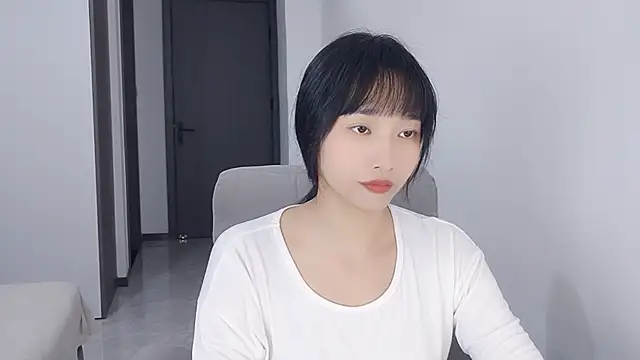 Snapshot of Lisa-3333 chatting on November 2025 01:23:02 PM Lisa-3333 online show from November 2025 01:23:02 PM