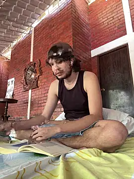 Snapshot of Luxx_14 chatting on September 2025 08:08:01 PM Luxx 14 online show from September 2025 08:08:01 PM