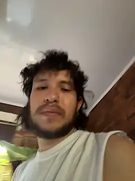 Snapshot of Luxx_14 chatting on September 2025 07:05:01 PM Luxx 14 online show from September 2025 07:05:01 PM