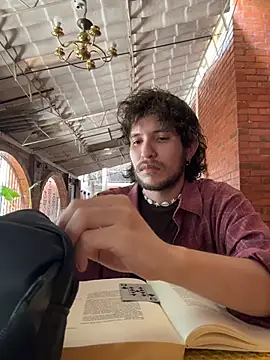 Snapshot of Luxx_14 chatting on September 2025 06:13:02 PM Luxx 14 online show from September 2025 06:13:02 PM