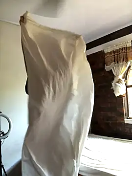 Snapshot of Luxx_14 chatting on October 2025 07:23:02 PM Luxx 14 online show from October 2025 07:23:02 PM