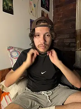 Snapshot of Luxx_14 chatting on November 2025 03:27:01 AM Luxx 14 online show from November 2025 03:27:01 AM