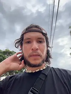 Snapshot of Luxx_14 chatting on November 2025 08:30:01 PM Luxx 14 online show from November 2025 08:30:01 PM