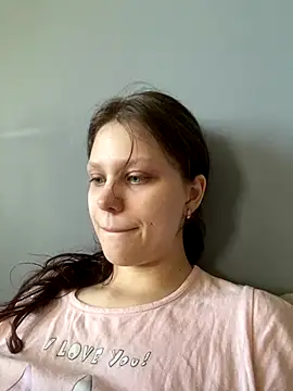 Snapshot of Lunliss chatting on September 2025 09:58:01 AM Lunliss online show from September 2025 09:58:01 AM