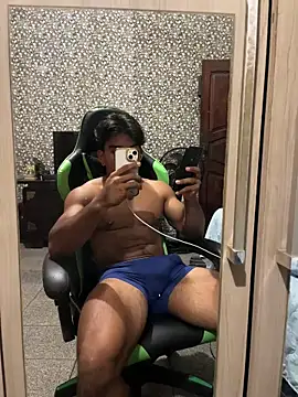 pretoboom14 online show from May 2026 01:23:02 AM