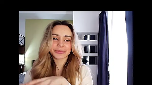 Snapshot of Chloe_Ravens chatting on December 2025 10:54:01 AM Chloe Ravens online show from December 2025 10:54:01 AM