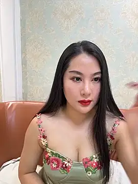 Snapshot of Candice888 chatting on November 2025 11:10:01 AM Candice888 online show from November 2025 11:10:01 AM