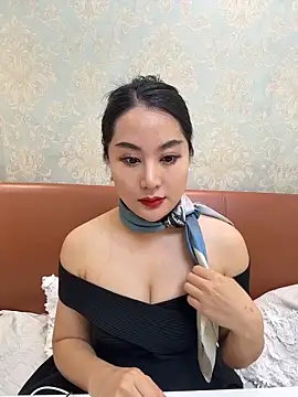 Snapshot of Candice888 chatting on November 2025 01:44:02 PM Candice888 online show from November 2025 01:44:02 PM