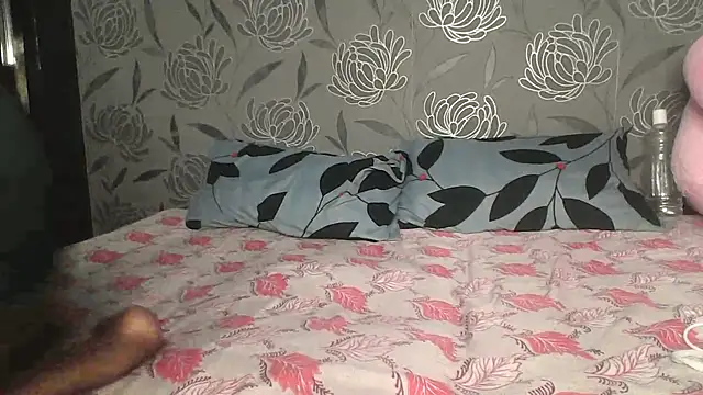 mickle james online show from February 2026 06:26:01 AM