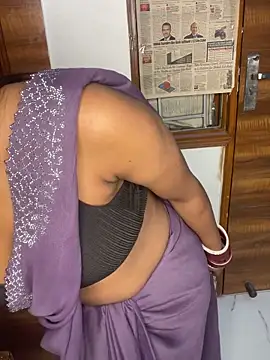 mickle james online show from March 2026 06:59:01 PM