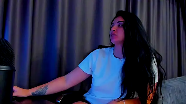 Snapshot of DevashaQueenX chatting on November 2025 09:25:02 PM DevashaQueenX online show from November 2025 09:25:02 PM