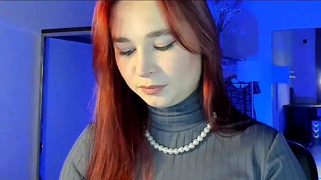 Snapshot of Meri_Cutte chatting on December 2025 01:48:01 PM Meri Cutte online show from December 2025 01:48:01 PM