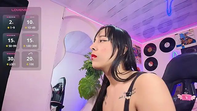 Snapshot of saori_katusmi chatting on October 2025 11:58:01 AM saori katusmi online show from October 2025 11:58:01 AM