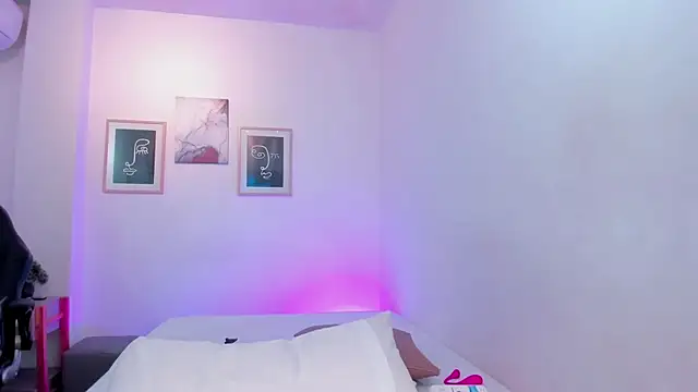 Snapshot of babe_katty chatting on December 2025 11:52:02 AM babe katty online show from December 2025 11:52:02 AM