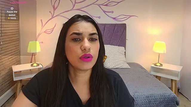 Lia Blake  online show from September 2025 12:29:01 PM