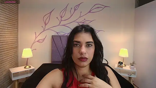 Lia Blake  online show from December 2025 12:32:01 PM