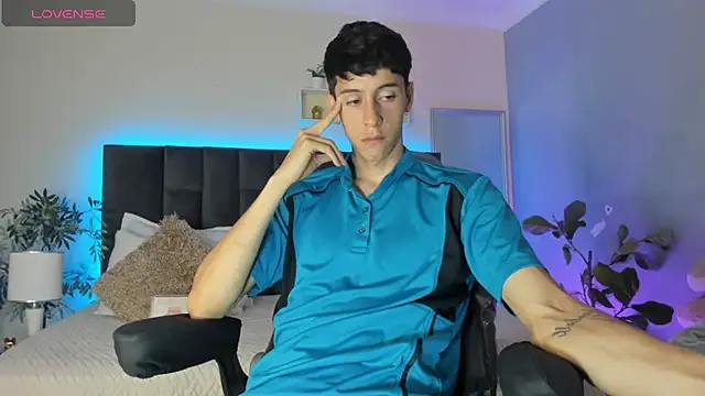 Snapshot of Jhon_snow22 chatting on November 2025 03:05:02 PM Jhon snow22 online show from November 2025 03:05:02 PM