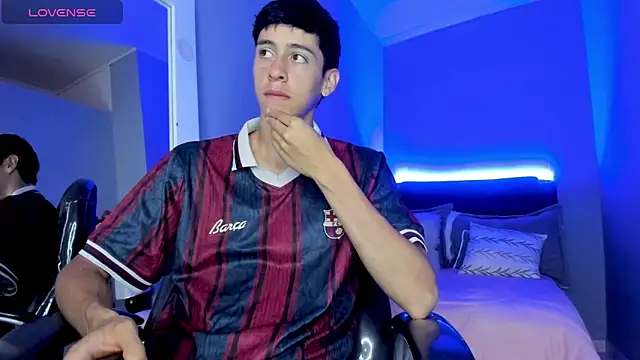 Snapshot of Jhon_snow22 chatting on November 2025 02:06:01 PM Jhon snow22 online show from November 2025 02:06:01 PM