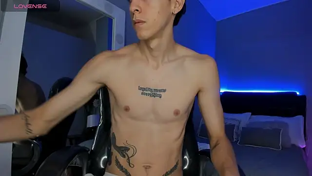 Snapshot of Jhon_snow22 chatting on December 2025 04:23:01 PM Jhon snow22 online show from December 2025 04:23:01 PM