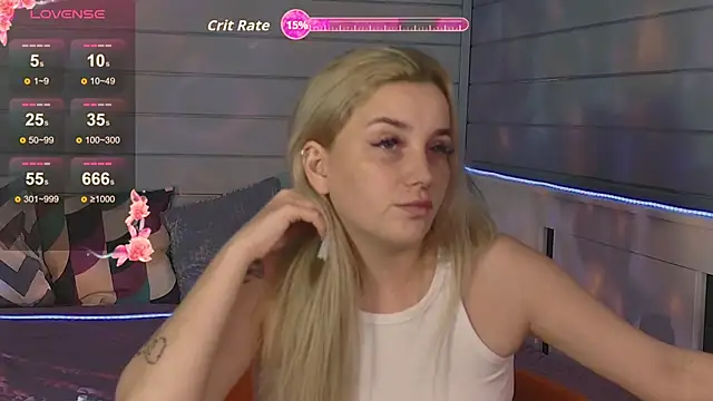 Snapshot of Crystal_Jull chatting on October 2025 02:38:01 PM Crystal Jull online show from October 2025 02:38:01 PM