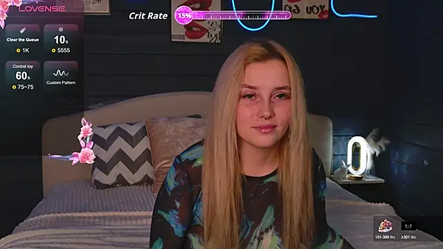 Snapshot of Crystal_Jull chatting on November 2025 07:04:01 PM Crystal Jull online show from November 2025 07:04:01 PM