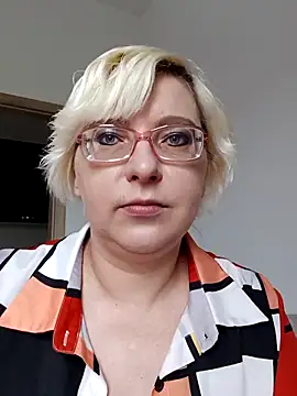 VikaKing online show from October 2025 08:57:02 AM