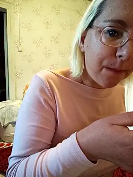 Snapshot of VikaKing chatting on May 2026 04:59:02 PM VikaKing online show from May 2026 04:59:02 PM