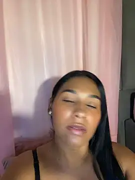 ericajohnson  online show from May 2026 09:42:02 PM