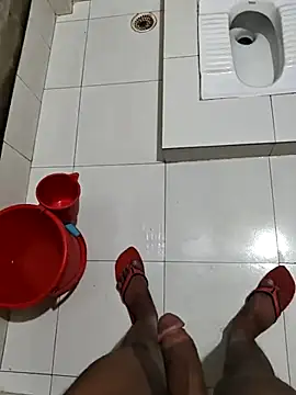 Snapshot of obin112233 chatting on March 2026 06:37:01 PM obin112233 online show from March 2026 06:37:01 PM