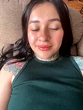 Snapshot of Rouse_07 chatting on November 2025 03:25:02 PM Rouse 07 online show from November 2025 03:25:02 PM