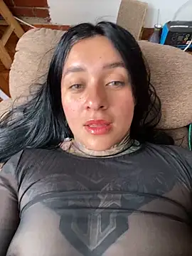 Snapshot of Rouse_07 chatting on December 2025 04:27:01 PM Rouse 07 online show from December 2025 04:27:01 PM