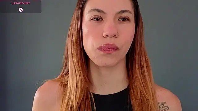 Snapshot of AntonellaaRossii chatting on December 2025 01:09:01 PM AntonellaaRossii online show from December 2025 01:09:01 PM