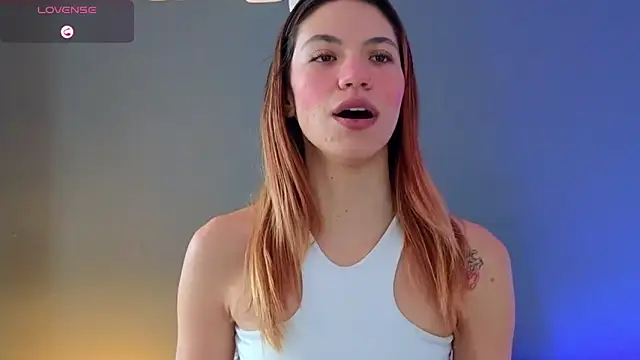 Snapshot of AntonellaaRossii chatting on December 2025 02:04:02 PM AntonellaaRossii online show from December 2025 02:04:02 PM