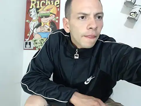 Snapshot of Thomasjons_ chatting on September 2025 03:23:02 AM Thomasjons online show from September 2025 03:23:02 AM