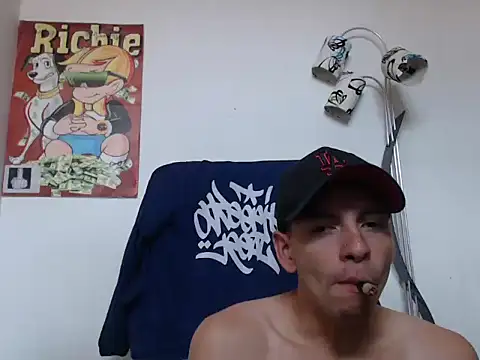 Snapshot of Thomasjons_ chatting on October 2025 04:02:01 PM Thomasjons online show from October 2025 04:02:01 PM