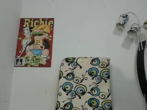 Snapshot of Thomasjons_ chatting on October 2025 03:16:01 AM Thomasjons online show from October 2025 03:16:01 AM