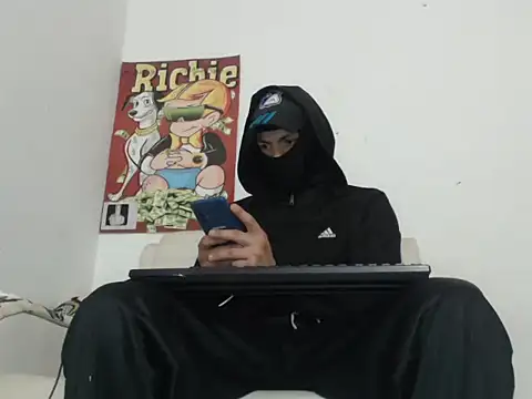 Snapshot of Thomasjons_ chatting on November 2025 12:43:02 AM Thomasjons online show from November 2025 12:43:02 AM