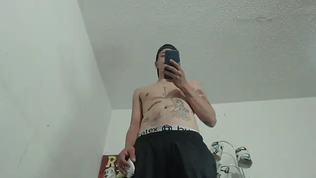 Snapshot of Thomasjons_ chatting on November 2025 03:05:01 AM Thomasjons online show from November 2025 03:05:01 AM