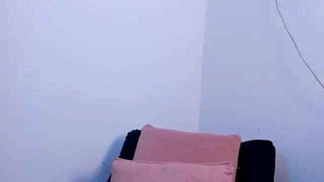 Snapshot of axel_davis_ chatting on November 2025 11:00:02 AM axel davis online show from November 2025 11:00:02 AM