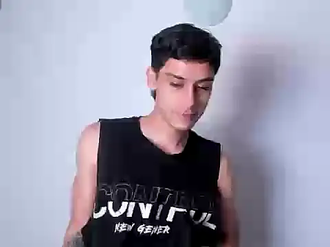 Snapshot of axel_davis_ chatting on November 2025 07:56:01 AM axel davis online show from November 2025 07:56:01 AM