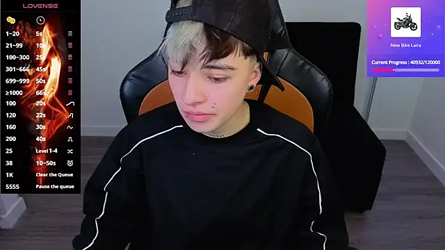 Snapshot of imlaiaaa chatting on October 2025 10:10:01 PM imlaiaaa online show from October 2025 10:10:01 PM