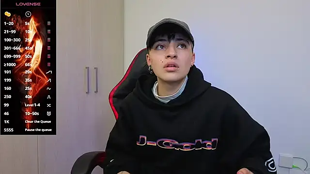 Snapshot of imlaiaaa chatting on December 2025 12:59:02 AM imlaiaaa online show from December 2025 12:59:02 AM