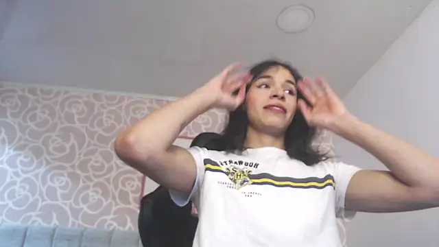 Snapshot of Mia_swift_ch chatting on October 2025 10:05:01 PM Mia swift ch online show from October 2025 10:05:01 PM