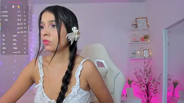 Snapshot of kim_dreams18 chatting on January 2026 11:21:01 PM kim dreams18 online show from January 2026 11:21:01 PM