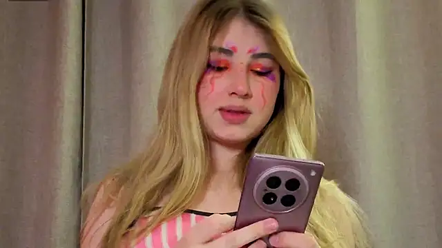 sugarskitty online show from November 2025 12:43:01 AM