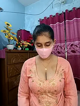 Cute Faria online show from November 2025 03:51:01 PM