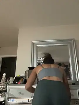Snapshot of Chicagobabe chatting on May 2026 05:56:01 AM Chicagobabe online show from May 2026 05:56:01 AM