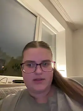 Snapshot of CurvyPaar2 chatting on February 2026 06:57:01 PM CurvyPaar2 online show from February 2026 06:57:01 PM